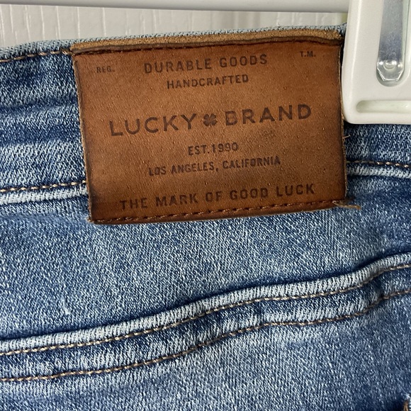 Pre-Owned Lucky Brand Ava Skinny Stone Washed Jeans with Frayed Cuffs, Size 4 - Picture 4 of 16